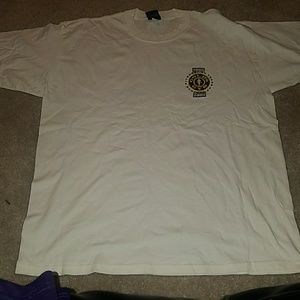 Golds gym 2005 30 year aniversary t shirt